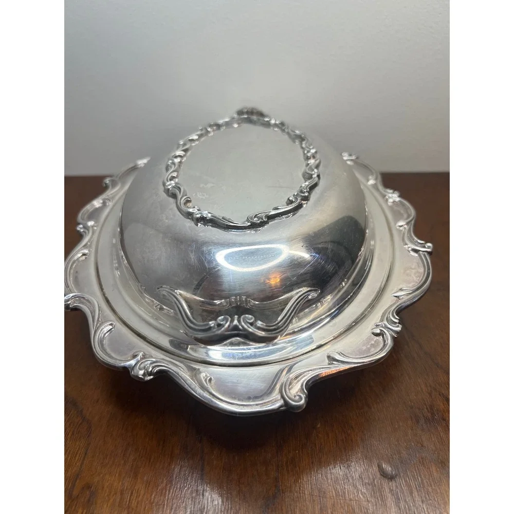 Vintage Silver Plated Oval Covered Serving Dish Scrolled Edge Domed Lid 12x9‎
